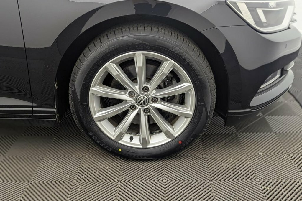Volkswagen Passat Passat Gte Grey #44