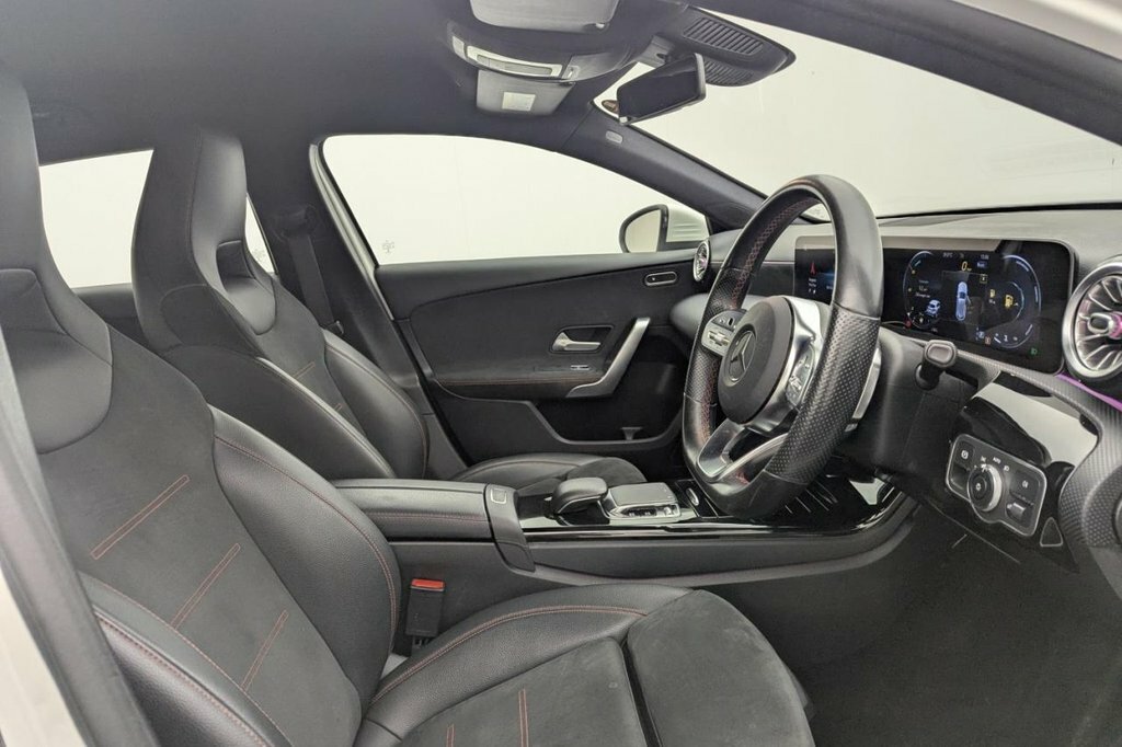 Mercedes-Benz A Class 1.5L Amg Line BX19RMV White #3