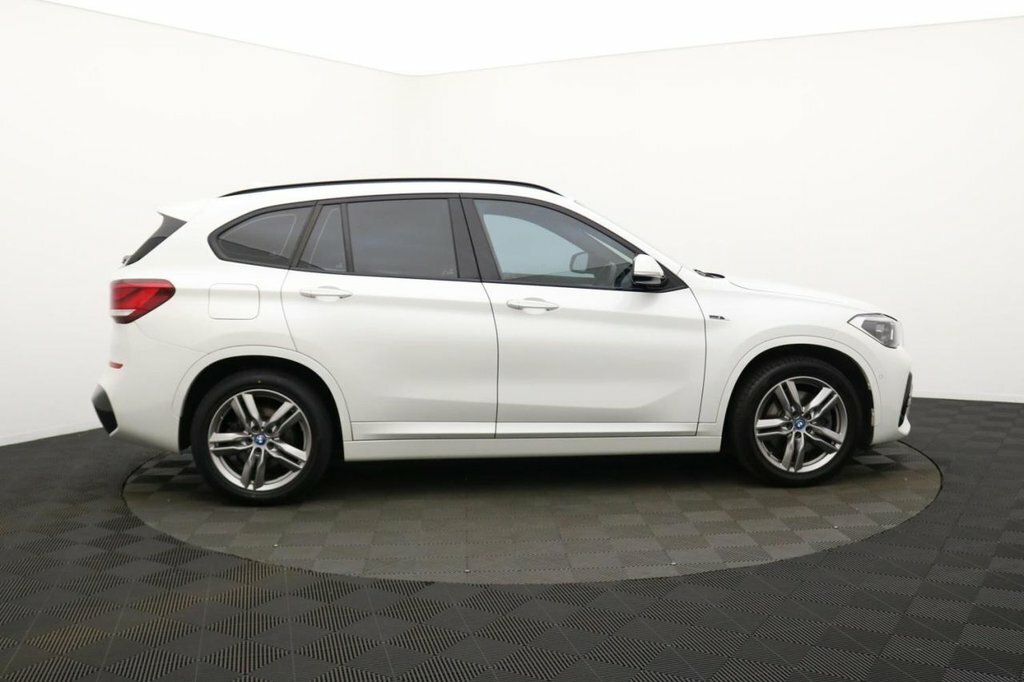 BMW X1 1.5L M Sport White #2
