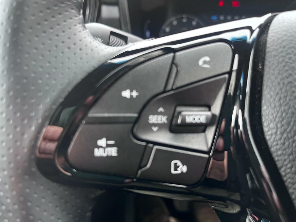 SsangYong Tivoli Hatchback Blue #18