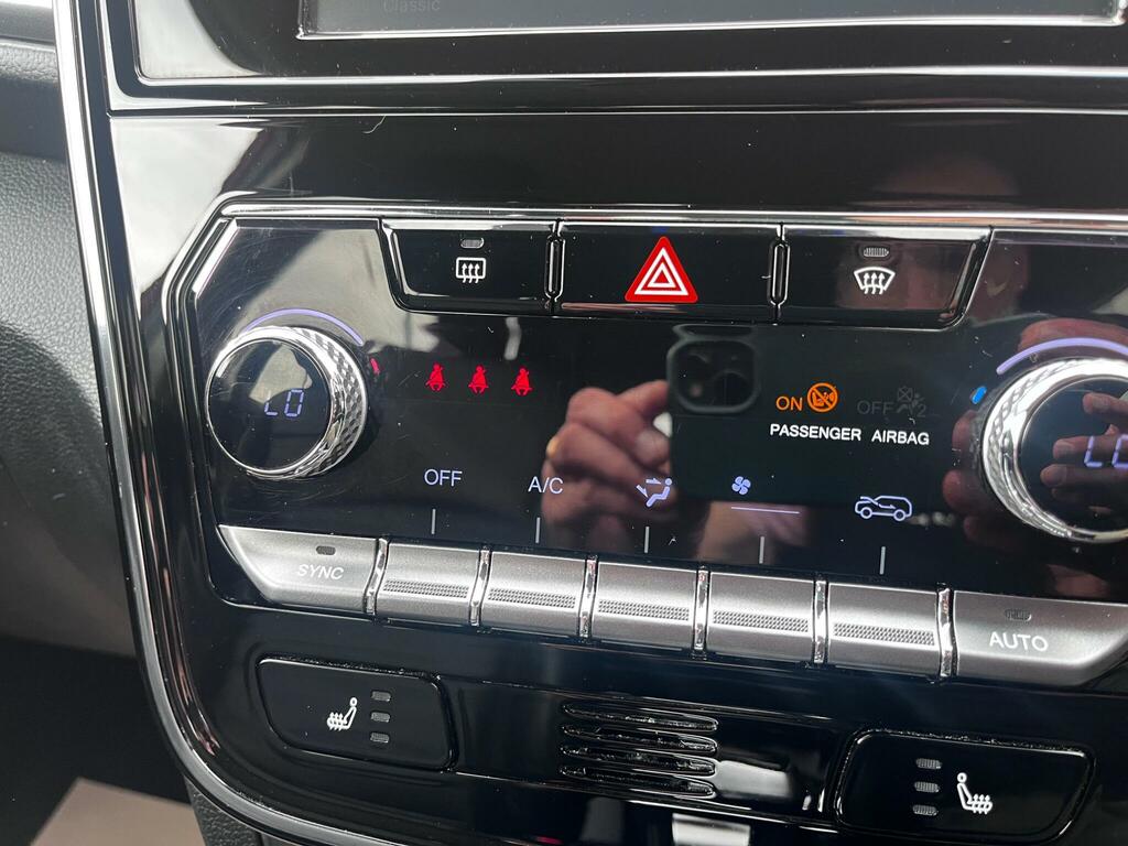 SsangYong Tivoli Hatchback Blue #22