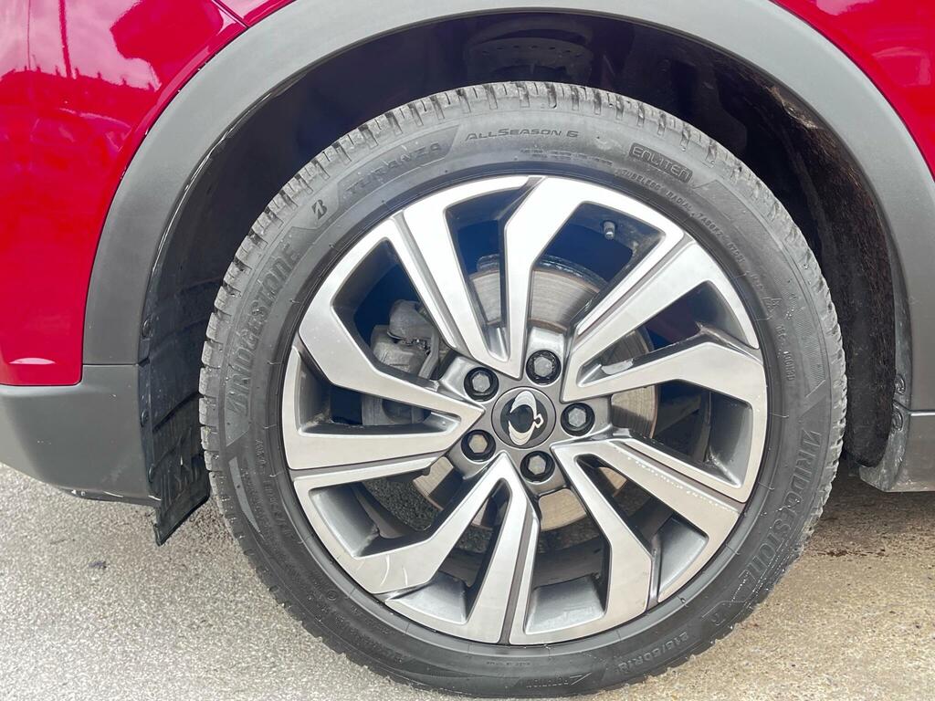 SsangYong Tivoli Hatchback Blue #10