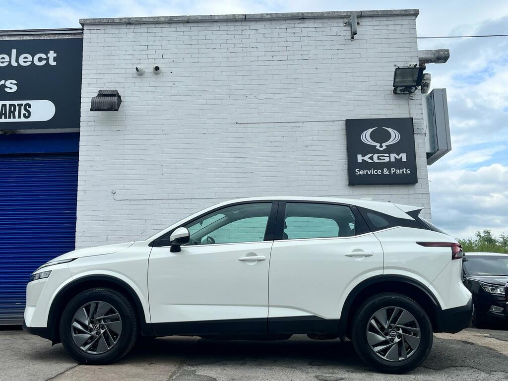 Nissan Qashqai 1.3 Dig-t Mhev Acenta Premium Euro 6 Ss White #5