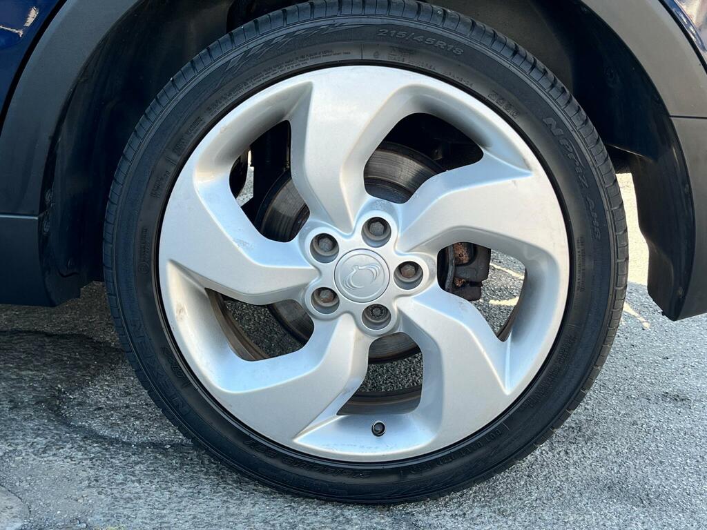 SsangYong Tivoli  White #21