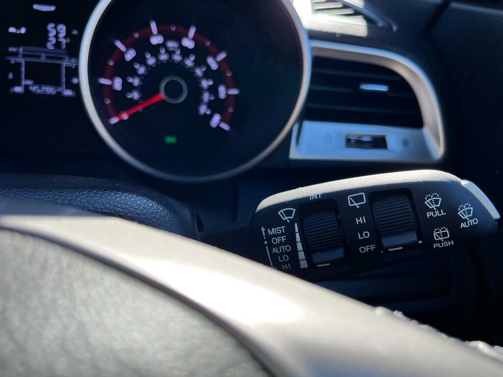 SsangYong Tivoli  White #14
