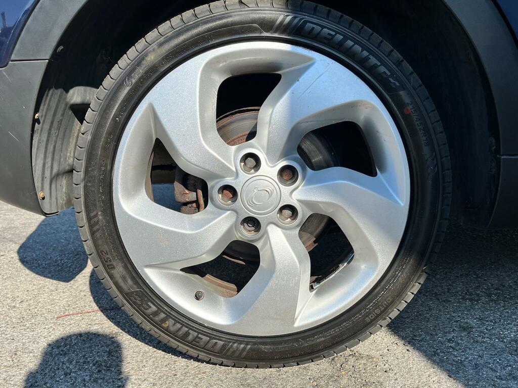 SsangYong Tivoli  White #23