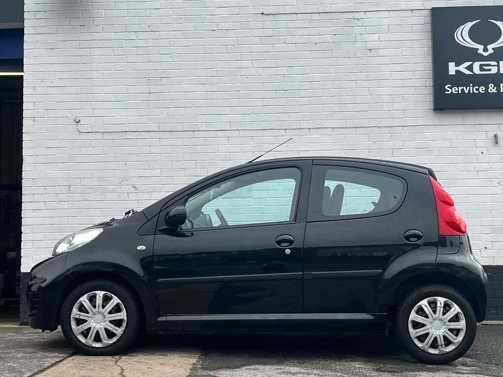 Peugeot 107 1.0 12V Urban 2 Tronic Euro 4 Black #4