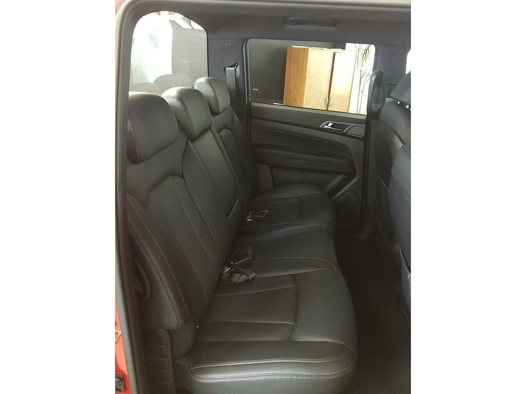SsangYong Musso 2.2 Saracen 179 Bhp Grey #26