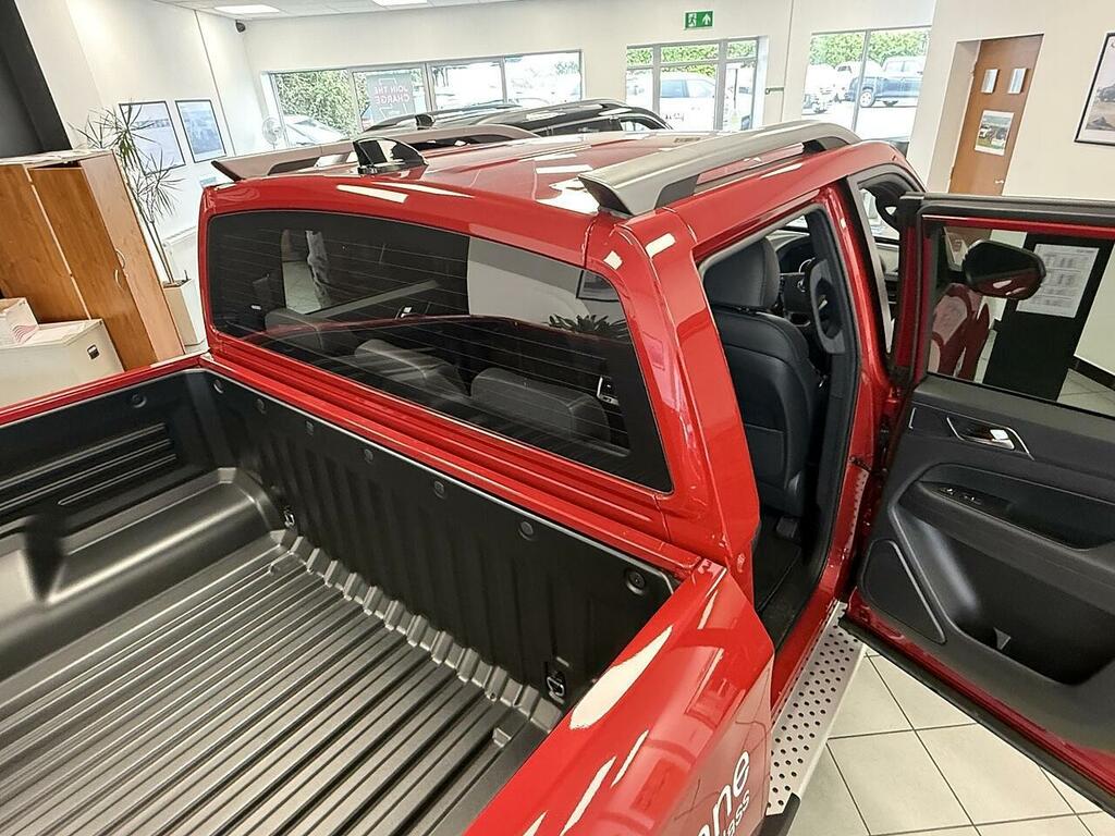 SsangYong Musso 2.2D Saracen Pickup Double Cab 4Wd Red #6