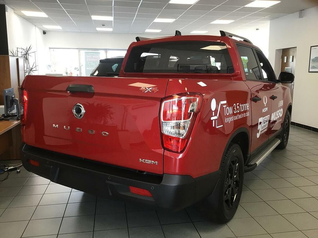 SsangYong Musso 2.2 Saracen 179 Bhp Grey #16