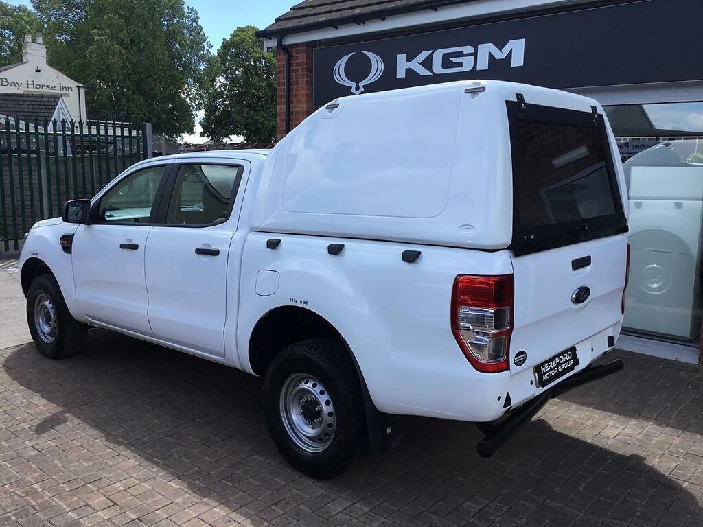 Ford Ranger 2.2 Tdci Xlt Super Pickup Extended Cab White #4