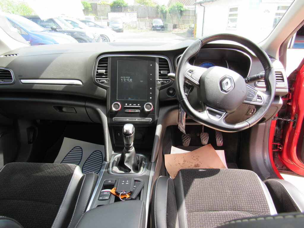 Renault Megane 1.6 E-tech Phev 160 Iconic #7