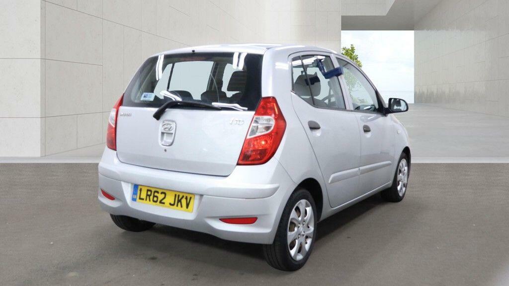 Hyundai I10 Hatchback Silver #7