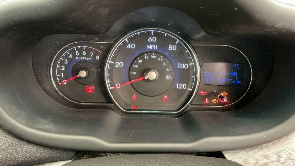 Hyundai I10 Hatchback Silver #10