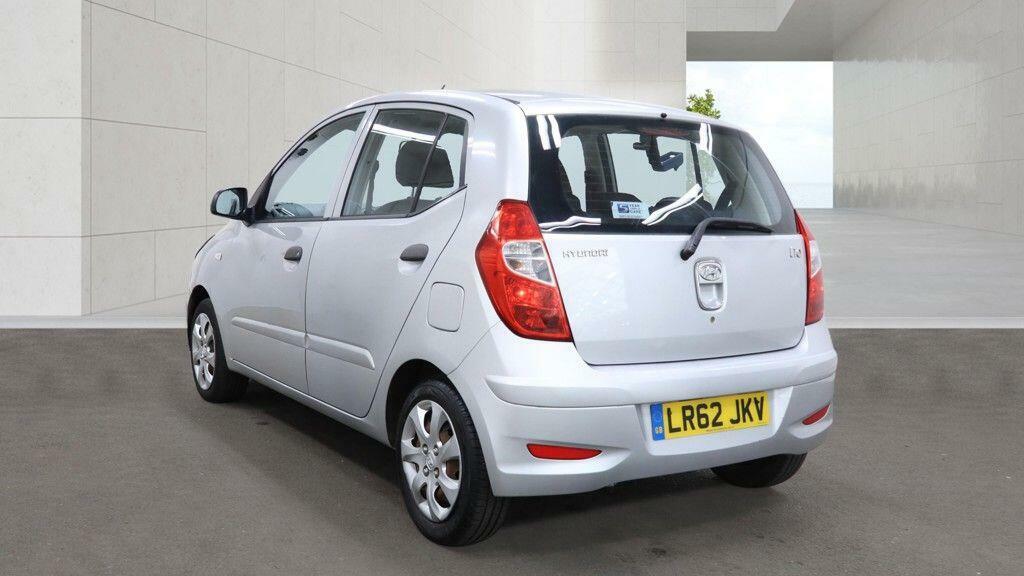 Hyundai I10 Classic Silver #5