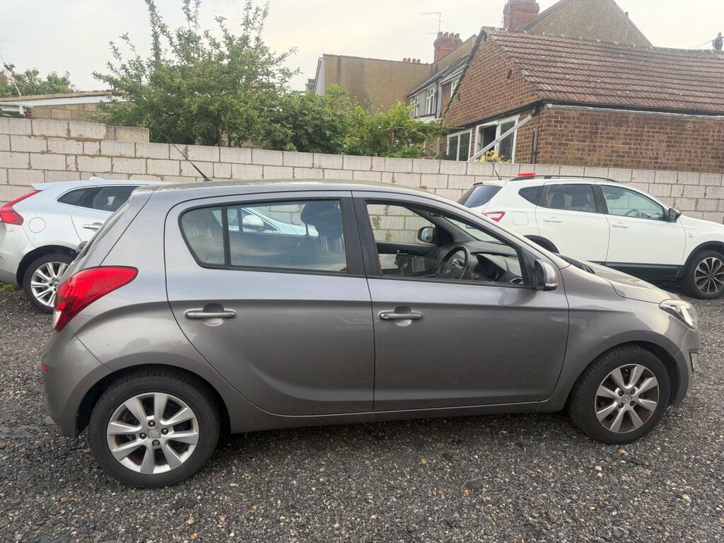 Hyundai I20 Active Grey #4