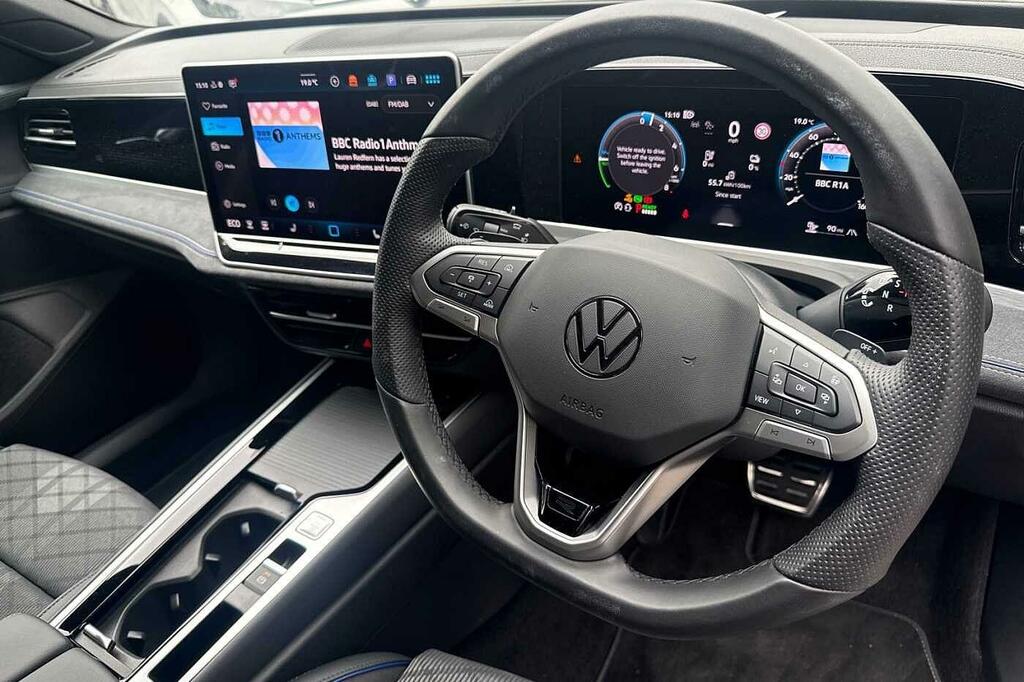 Volkswagen Passat 1.5 Tsi Ehybrid 272 R-line Dsg KP75BHK Black #6