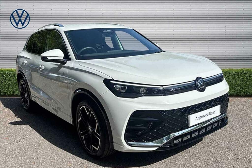 Volkswagen Tiguan 1.5 Etsi 150 R-line Dsg White