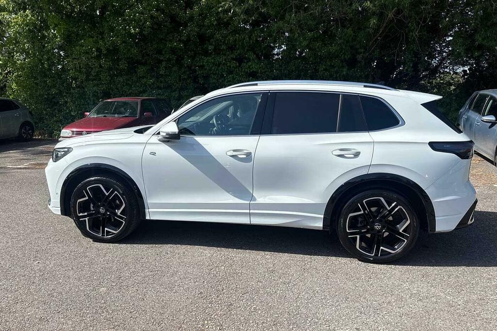 Volkswagen Tiguan 1.5 Etsi 150 R-line Dsg HG75DUH White #4