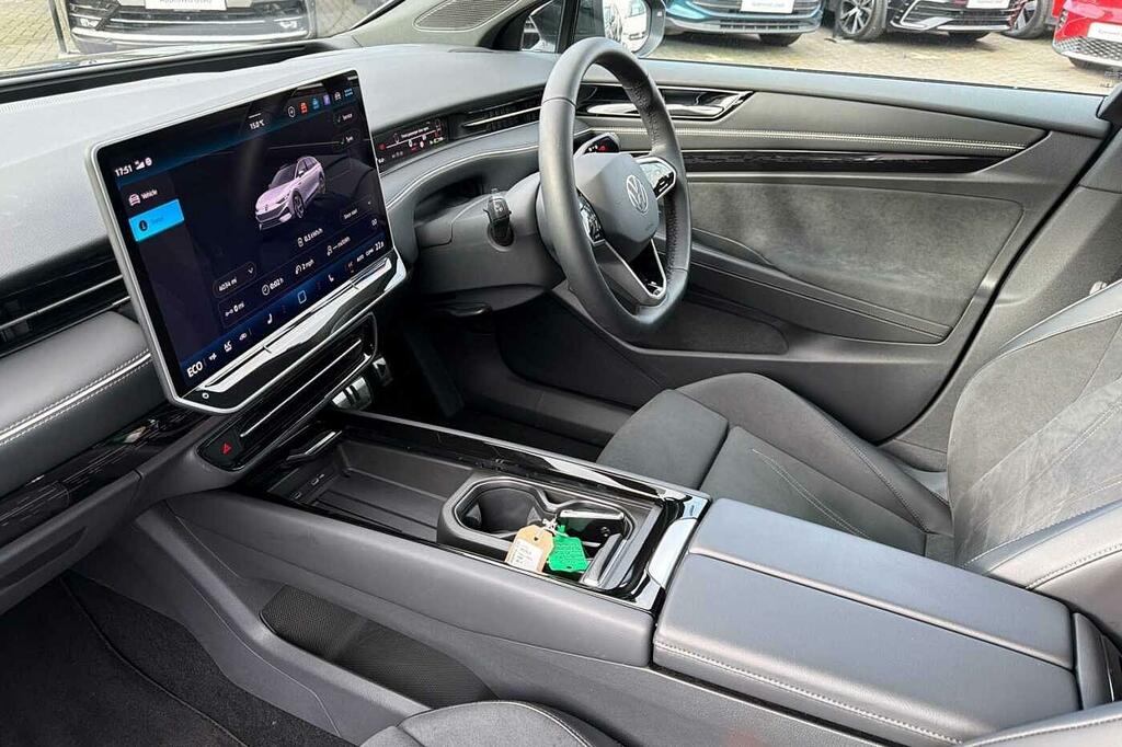 Volkswagen ID.7 210Kw Match Pro S Plus 86Kwh KM75PTX Black #2