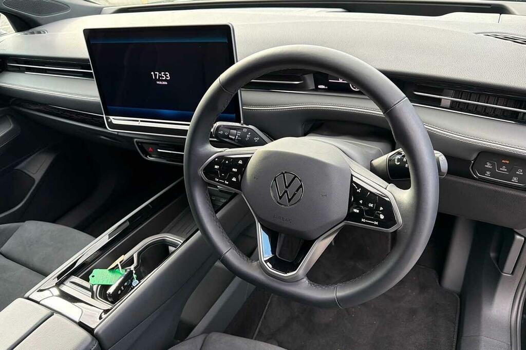 Volkswagen ID.7 210Kw Match Pro S Plus 86Kwh KM75PTX Black #6