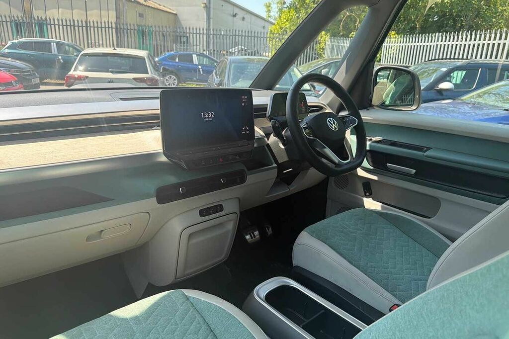 Volkswagen ID.Buzz 150Kw Style Pro 77Kwh ML73FEU Green #2