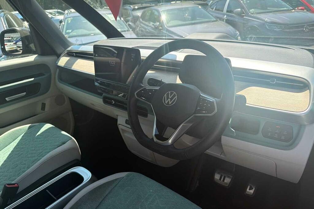 Volkswagen ID.Buzz 150Kw Style Pro 77Kwh ML73FEU Green #6