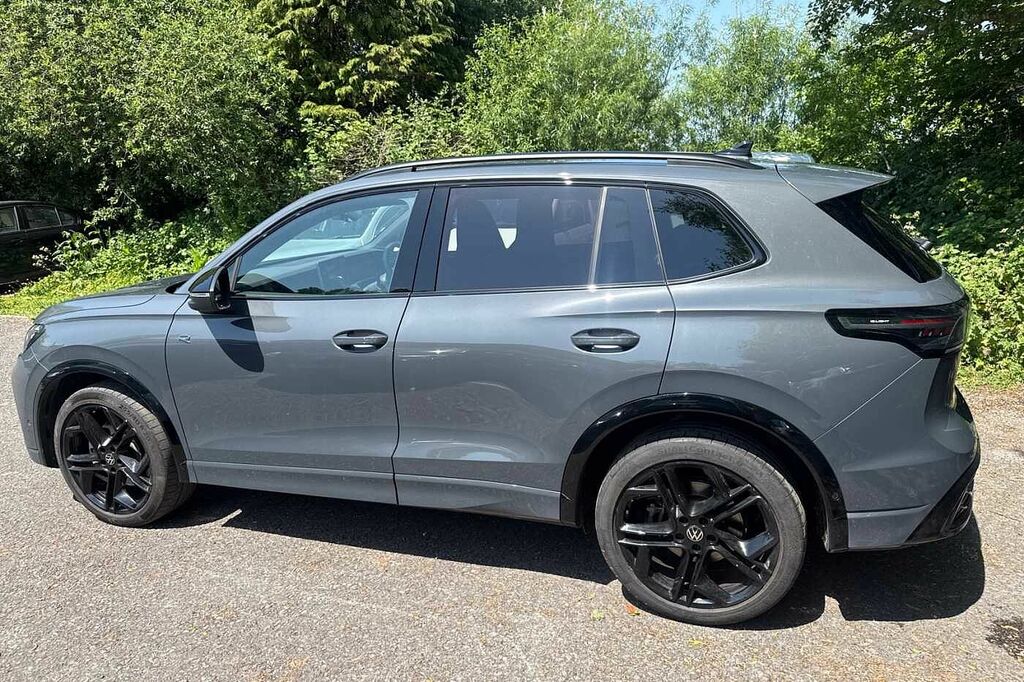Volkswagen Tiguan 2.0 Tsi 265 4Motion Black Edition Dsg HJ75JUE Grey #4