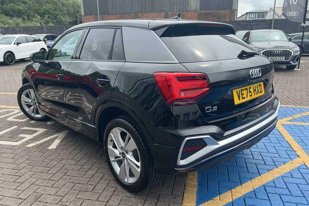 Audi Q2 S Line 35 Tfsi 150 Ps S Tronic VE75HXD Black #3