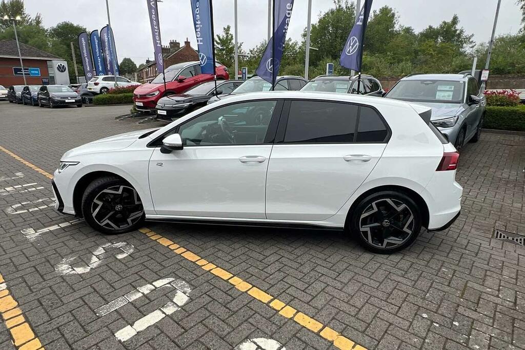 Volkswagen Golf 1.5 Tsi 150 R-line HJ74YLV White #4