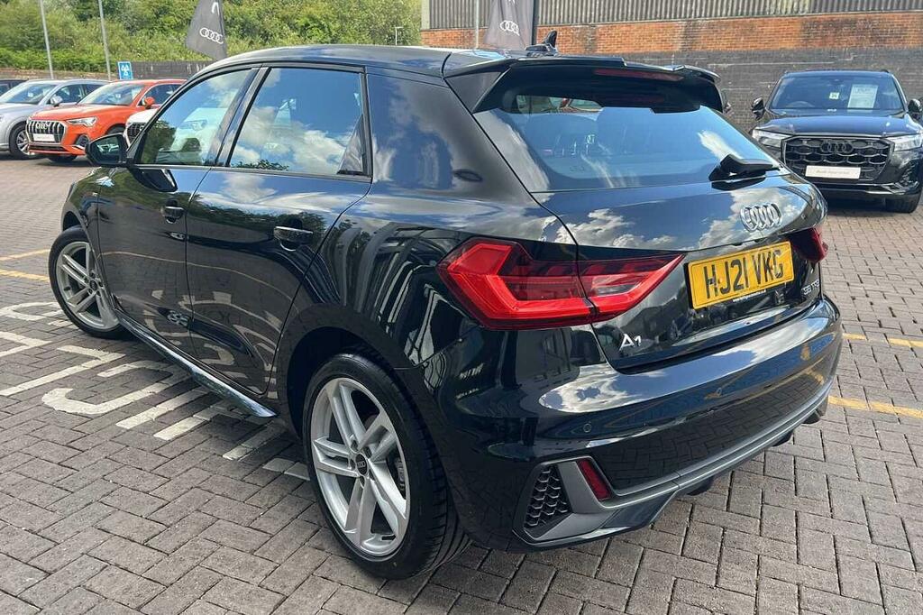 Audi A1 S Line 35 Tfsi 150 Ps S Tronic Black #3