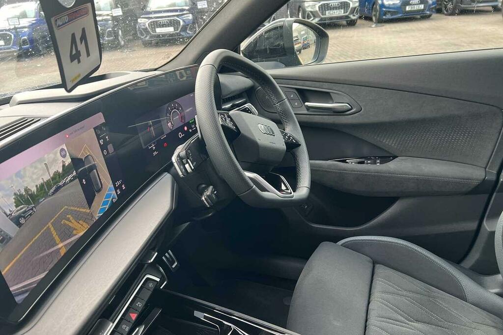 Audi Q3 Suv Edition 1 Tfsi Quattro 265 Ps S Tronic HJ75ZFA #2