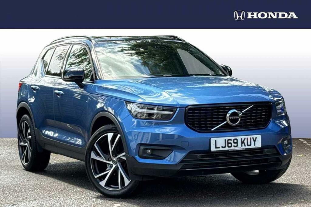 Volvo XC40 1.5 T3 163 R Design Pro Geartronic Blue