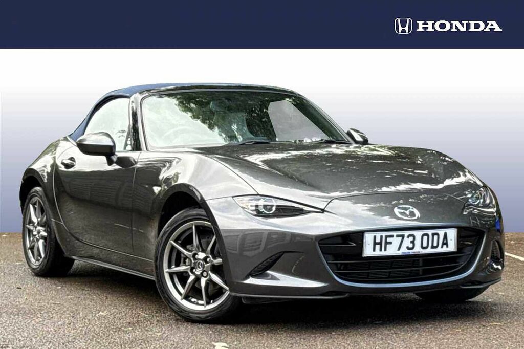 Mazda MX-5 Mx-5 1.5 132 Exclusive-line Convertible Red #1