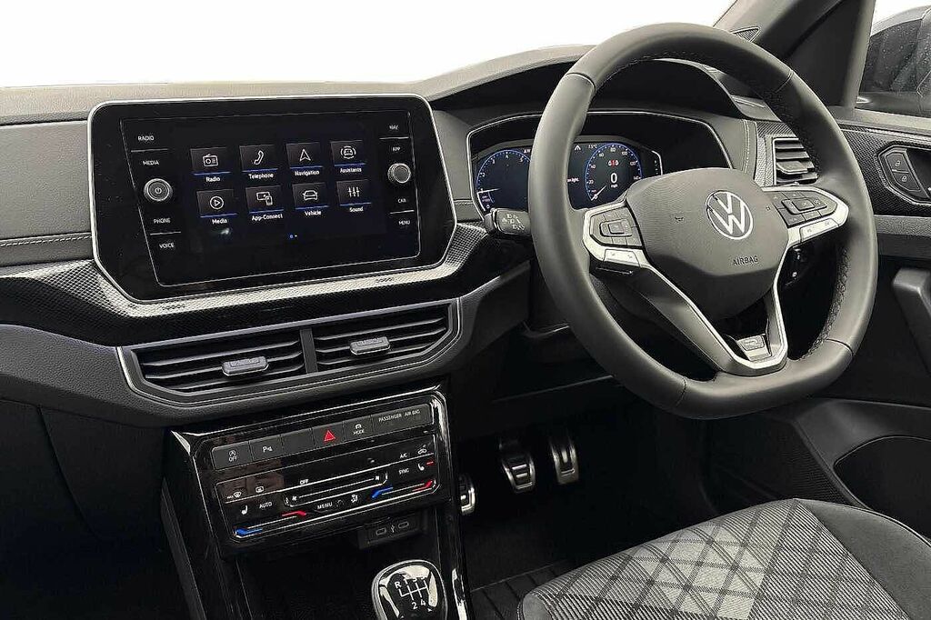 Volkswagen T-Cross 1.0 Tsi 115 R-line KP26NCA Black #2