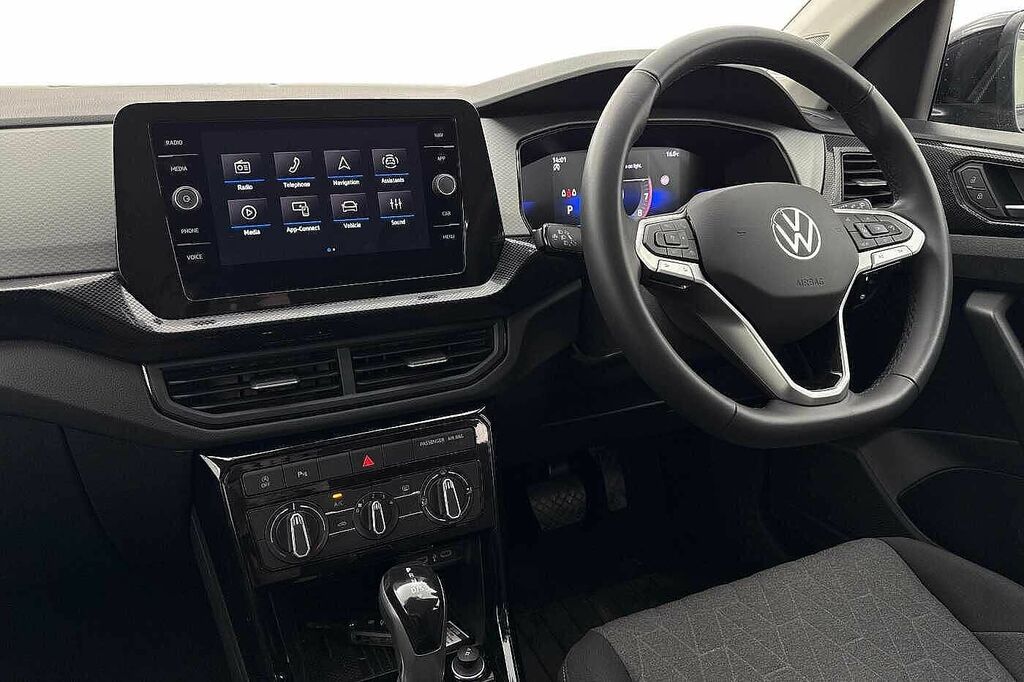 Volkswagen T-Cross 1.0 Tsi 115 Match Dsg GJ75DWA Black #2