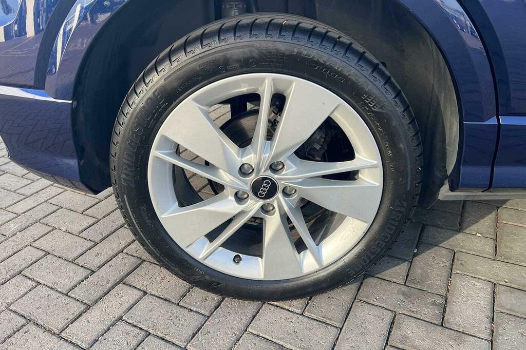 Audi Q2 S Line 35 Tfsi 150 Ps 6-Speed HF74TVV Blue #5