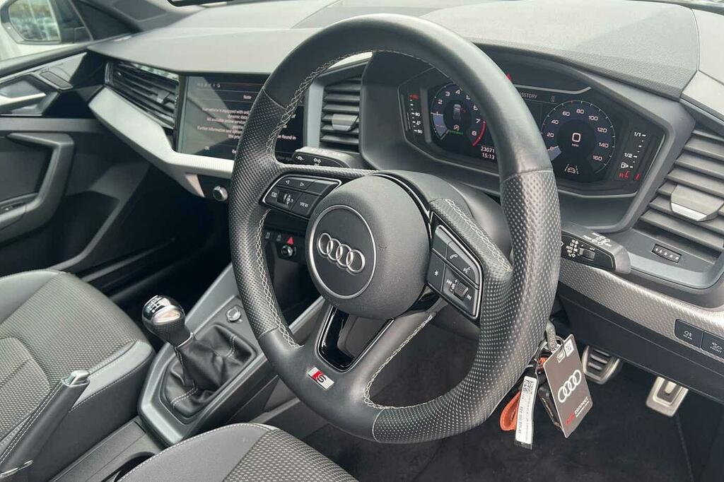 Audi A1 S Line 30 Tfsi 110 Ps 6-Speed FG73WLX Black #6