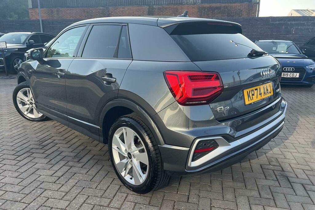 Audi Q2 S Line 35 Tfsi 150 Ps S Tronic Grey #3