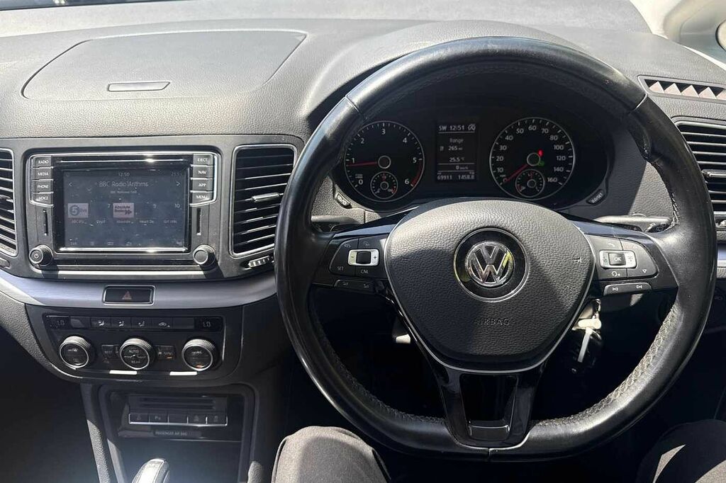 Volkswagen Sharan 2.0L Se Tdi Bluemotion Technology Dsg 148 Bhp Silver #7
