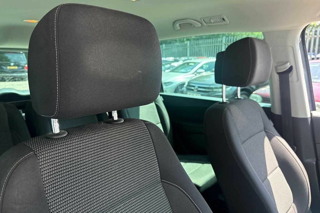 Volkswagen Sharan 2.0L Se Tdi Bluemotion Technology Dsg 148 Bhp Silver #15