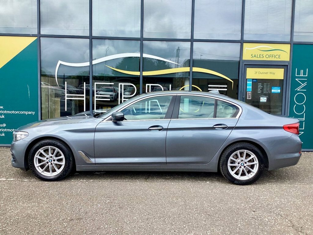BMW 5 Series 2L Se Blue #6