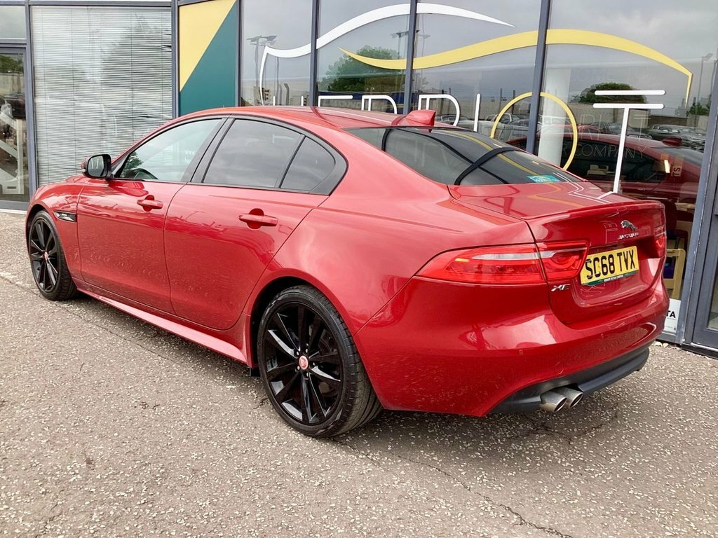 Jaguar XE 2L R-sport SC68TVX Red #4