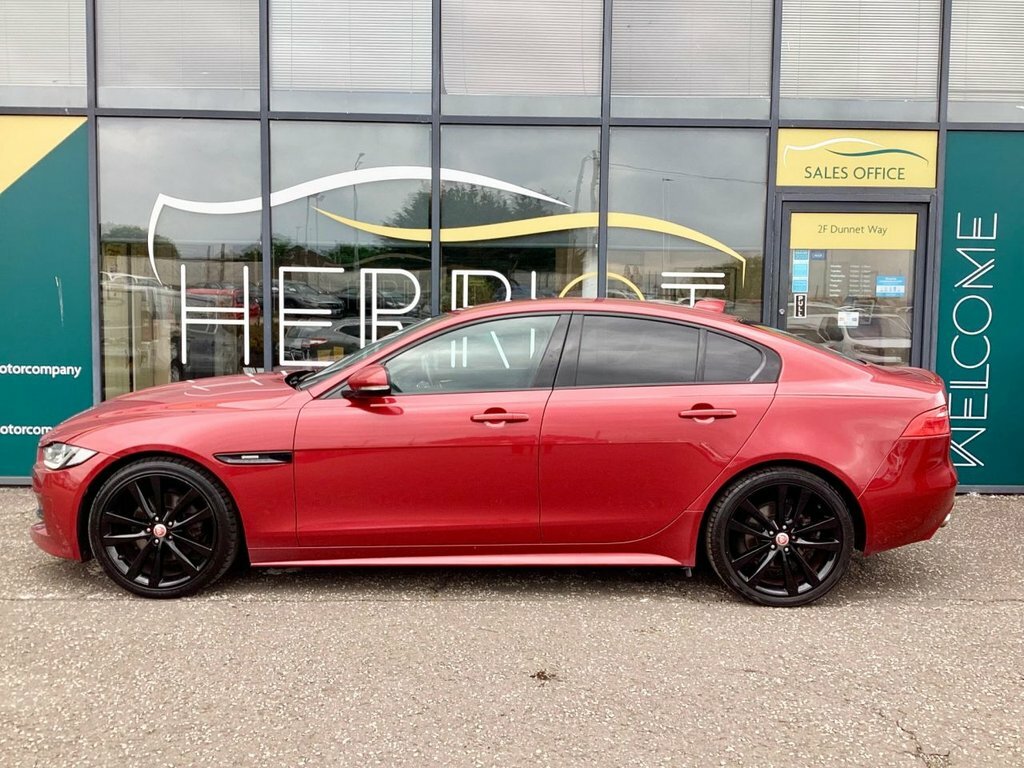 Jaguar XE 2L R-sport SC68TVX Red #3