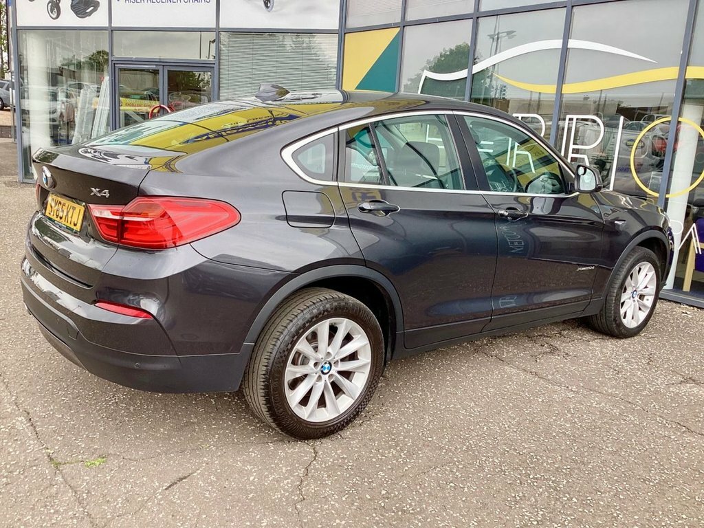 BMW X4 2L M Sport White #8