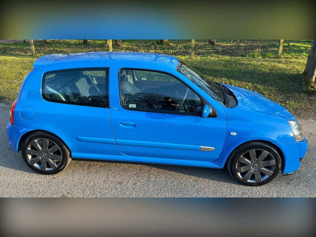 Renault Clio Clio Renault Sport Trophy 182 Red #12