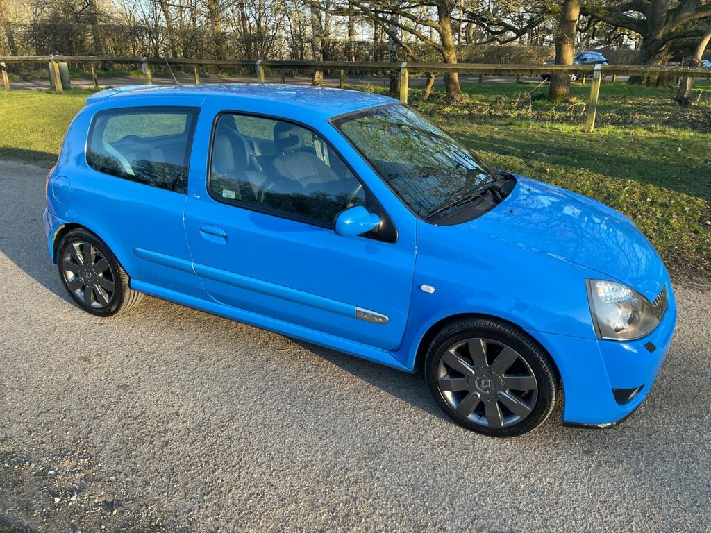 Renault Clio Clio Renault Sport Trophy 182 Red #13