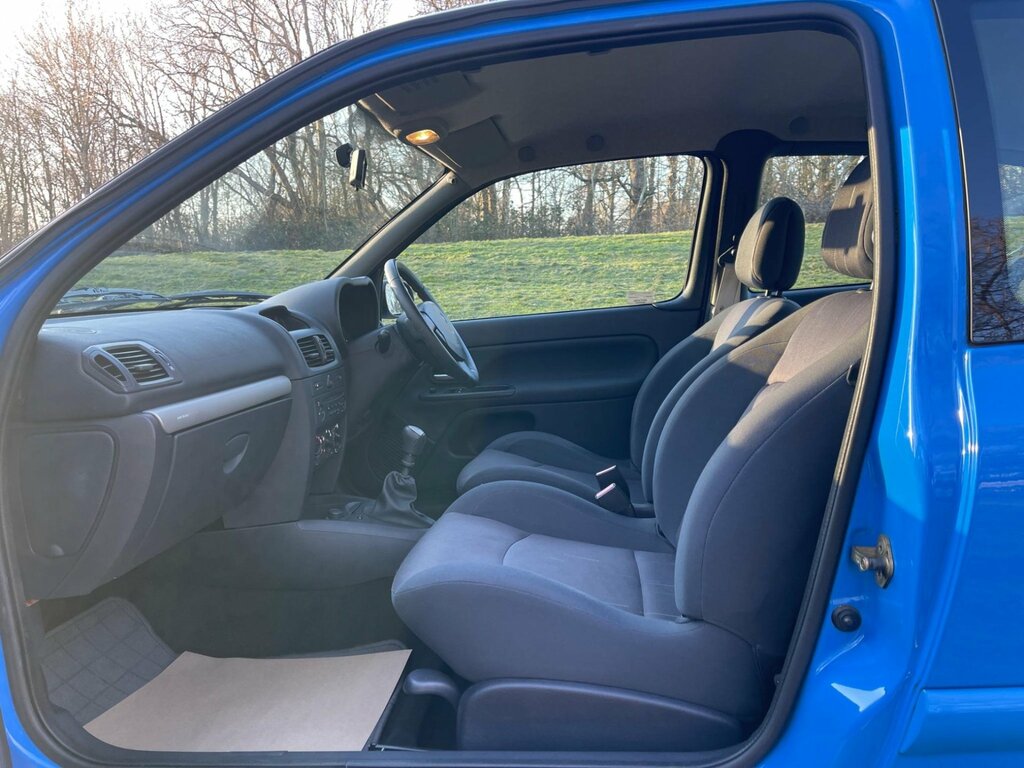 Renault Clio Clio Renault Sport Trophy 182 Red #20