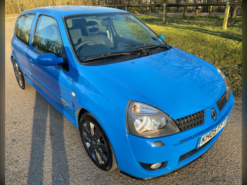 Renault Clio 2.0 16V Renaultsport Cup 