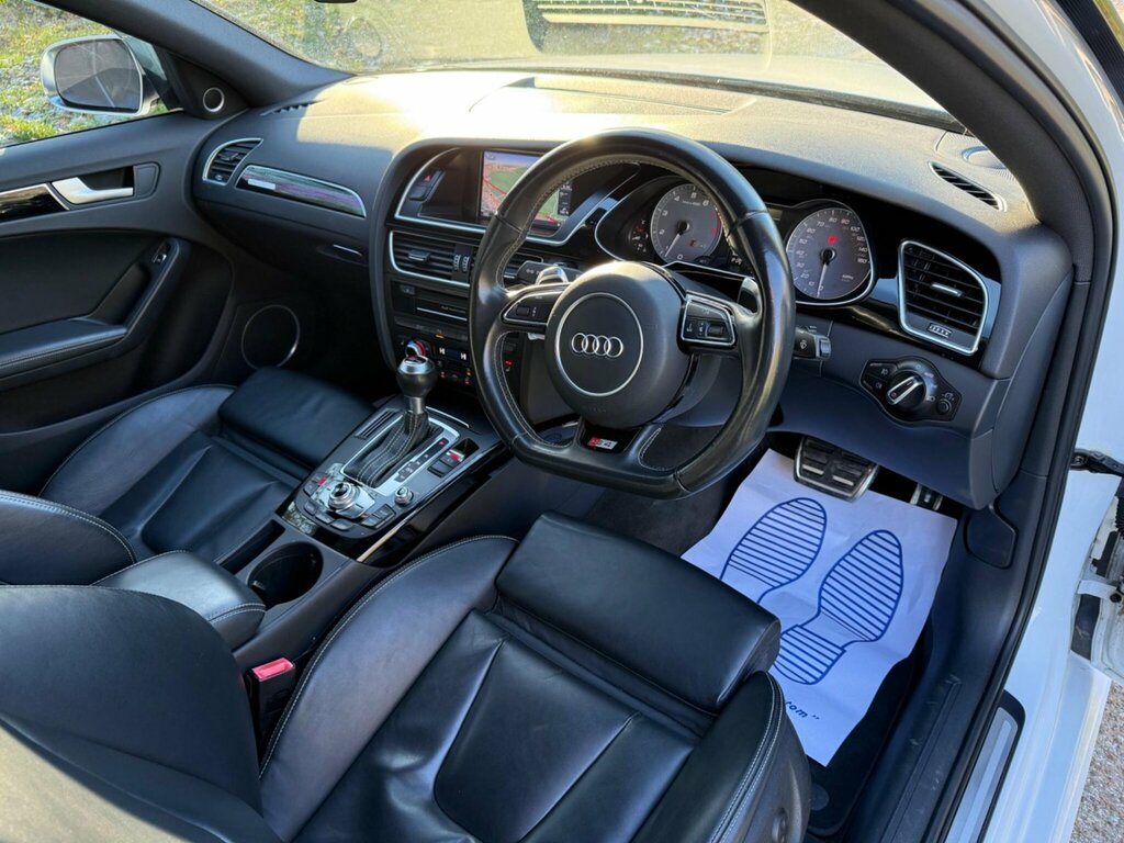 Audi S4 Black Edition Black #17